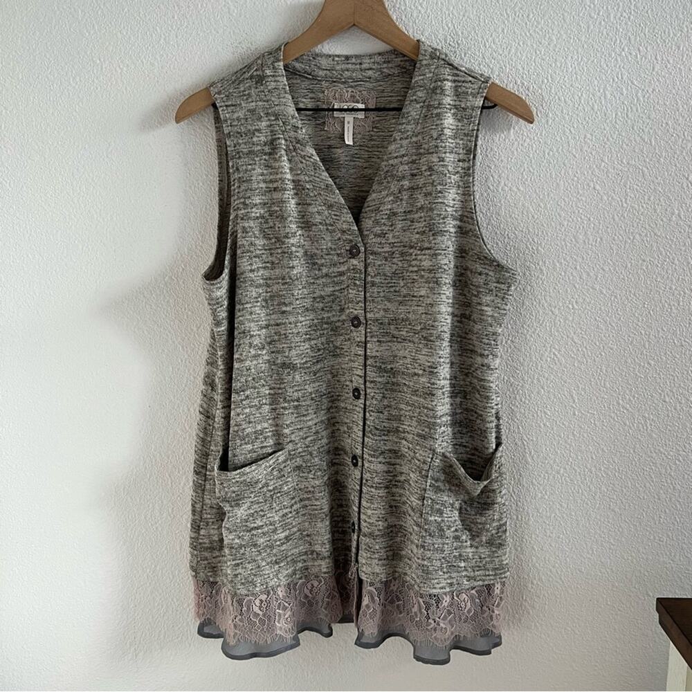 LOGO by Lori Goldstein Button Front Sleeveless Sweater Vest Lace Trim Gray M